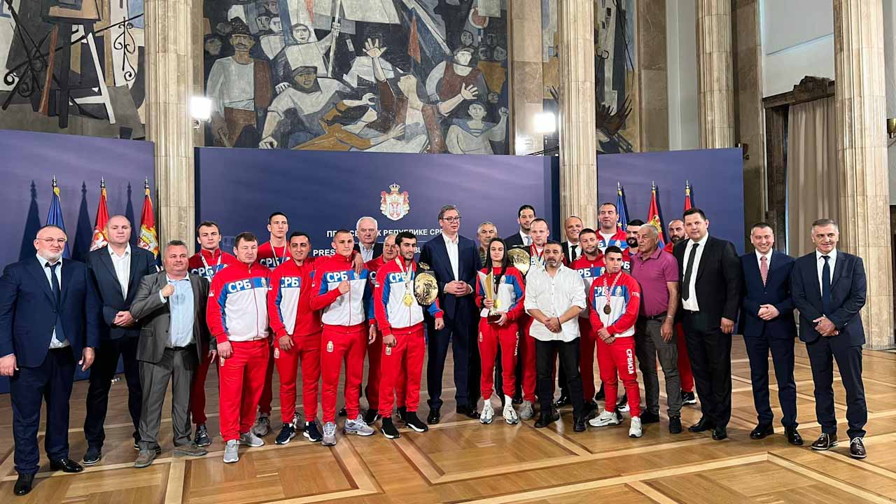Predsednik Srbije primio osvajače zlatnih medalja sa EP u boksu